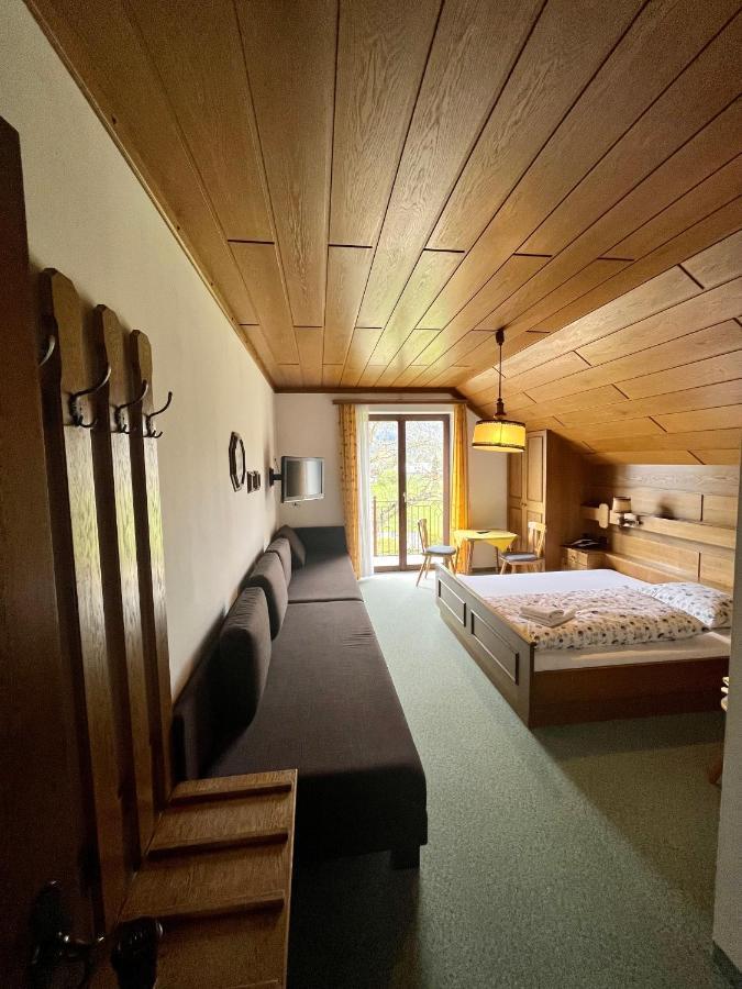 Pension Sommerauer ฮัลล์ไอน์ ภายนอก รูปภาพ