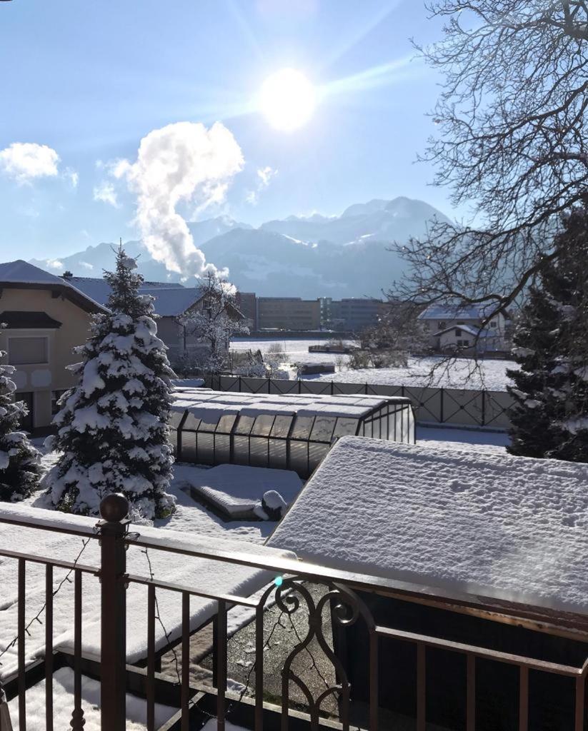 Pension Sommerauer ฮัลล์ไอน์ ภายนอก รูปภาพ